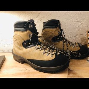 La Sportiva Mountaineer boots